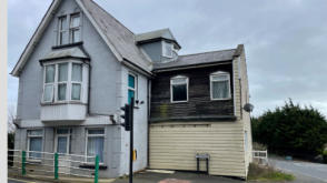 Refurbishment Opportunity in Sandown photo